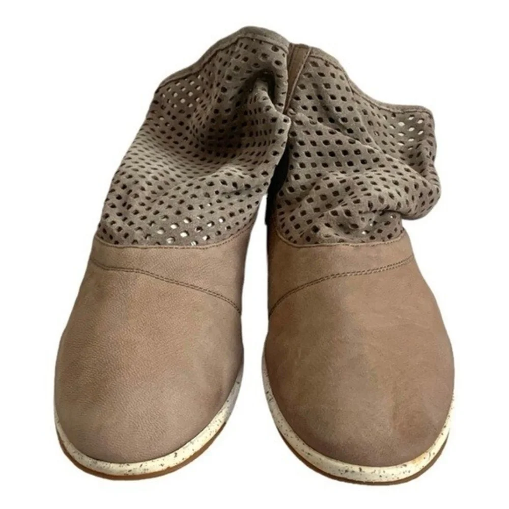 Emu Australia Numeralla Tan Suede Leather Perforated Ankle Boots Women’s 10